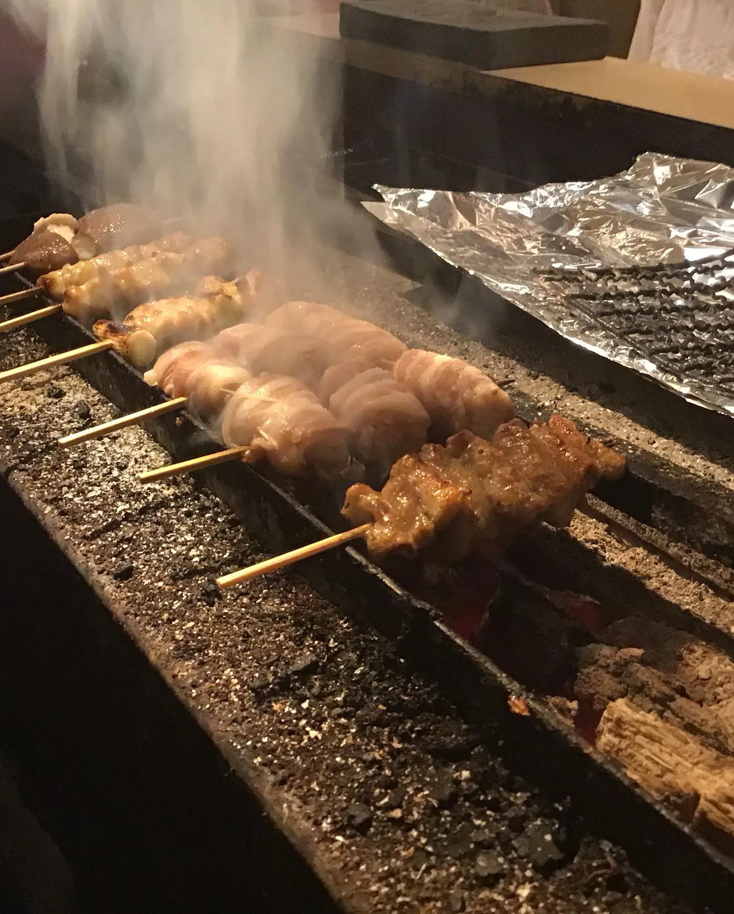 『本格炭火焼き鳥』小田急沿線、成城学園前駅付近でコスパ最高な...