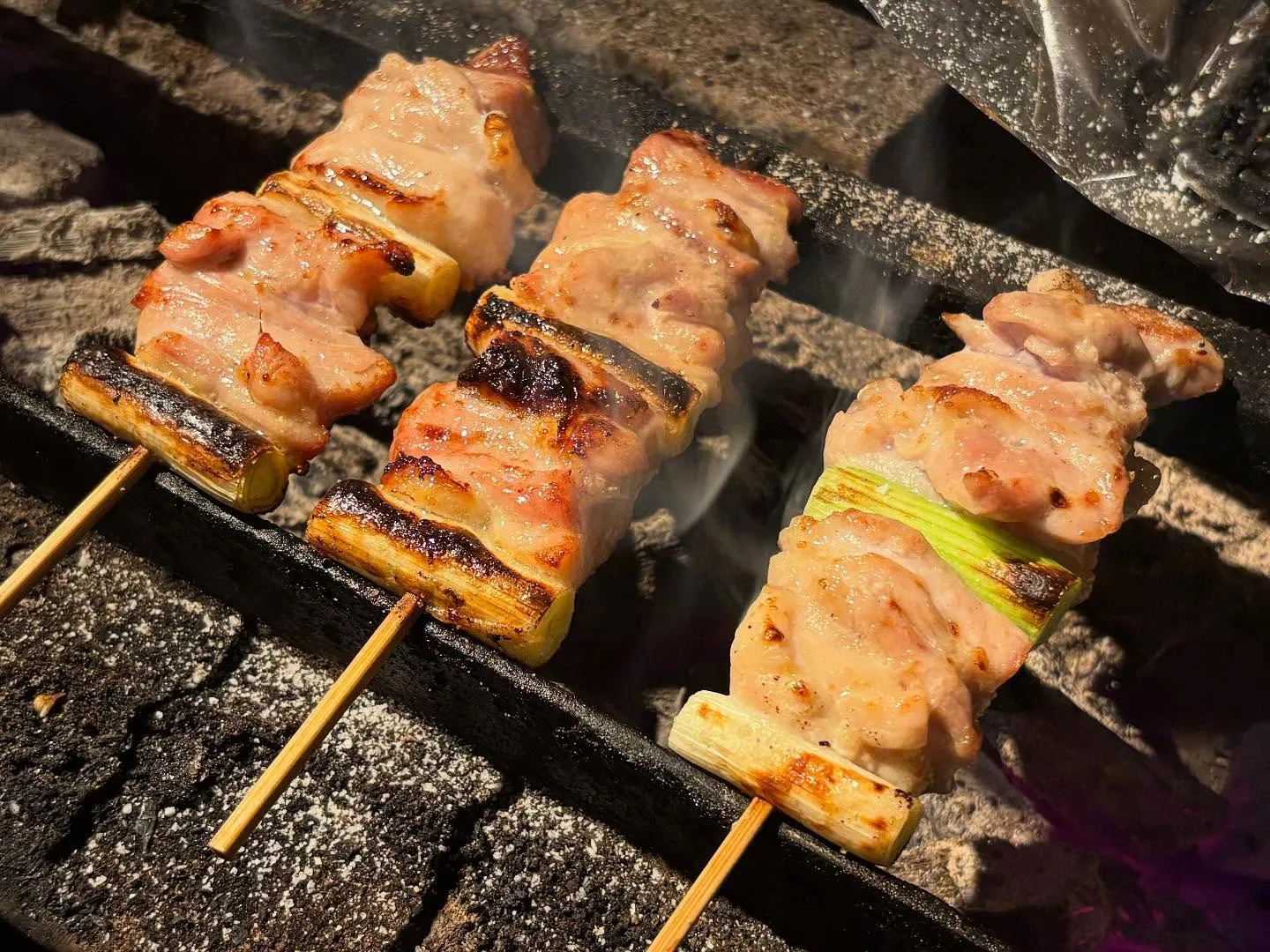 『本格炭火焼き鳥』小田急沿線、成城学園前駅付近でコスパ最高な...