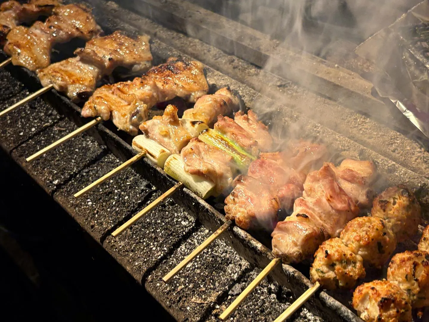『本格炭火焼き鳥』小田急沿線、成城学園前駅付近でコスパ最高な...