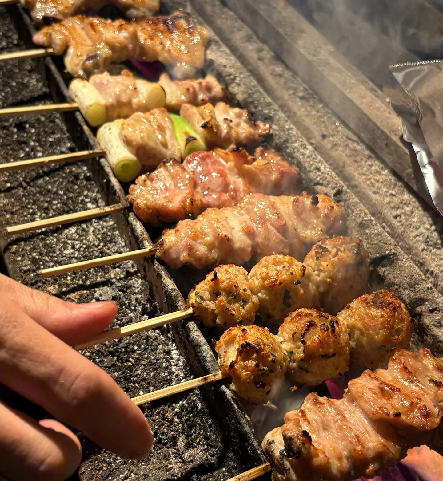 『本格炭火焼き鳥』小田急沿線、成城学園前駅付近でコスパ最高な...