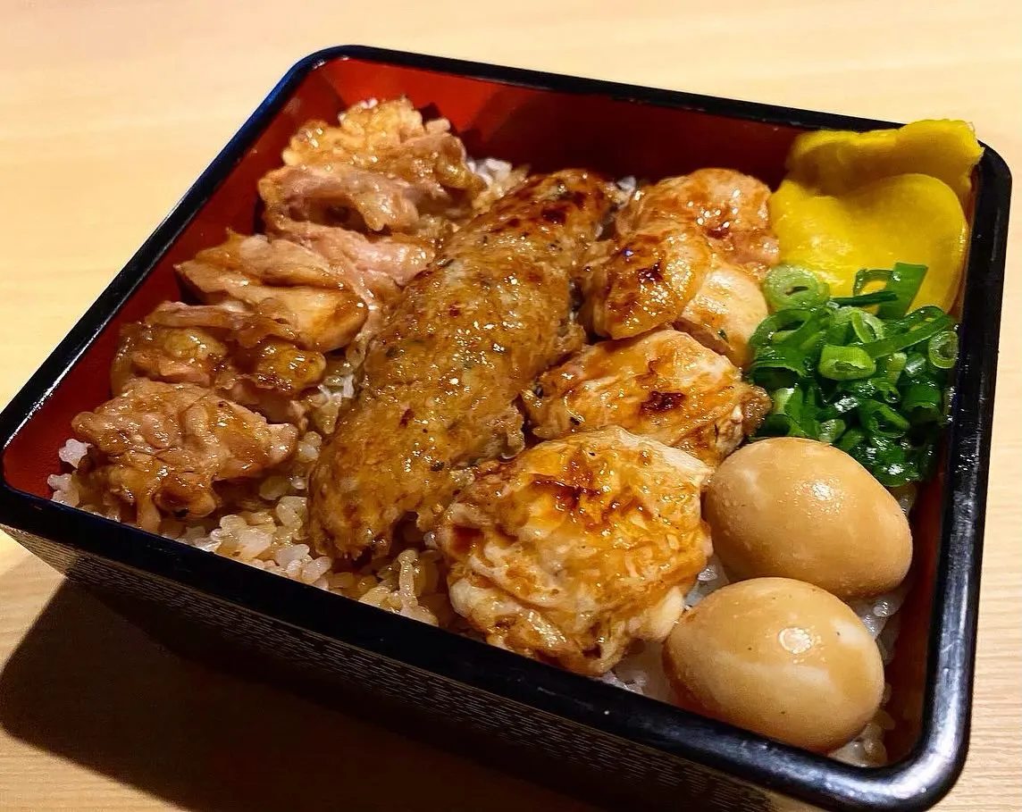 『本格炭火焼き鳥』小田急沿線、成城学園前駅付近でコスパ最高な...
