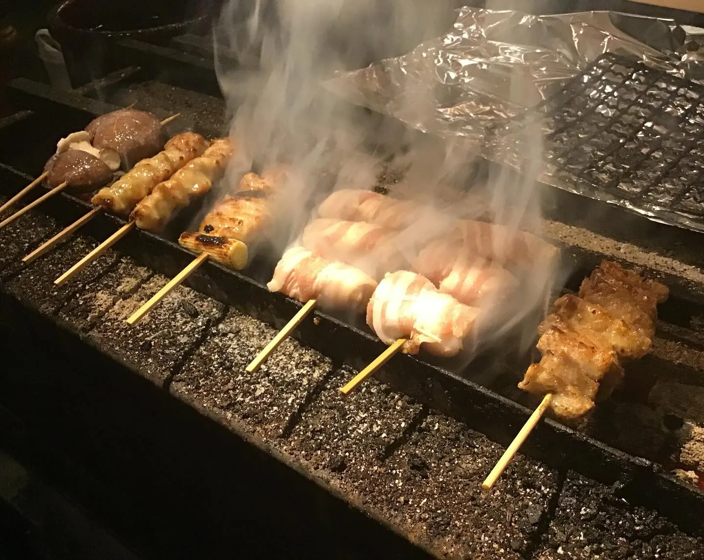 『本格炭火焼き鳥』小田急沿線、成城学園前駅付近で“コスパ最高...