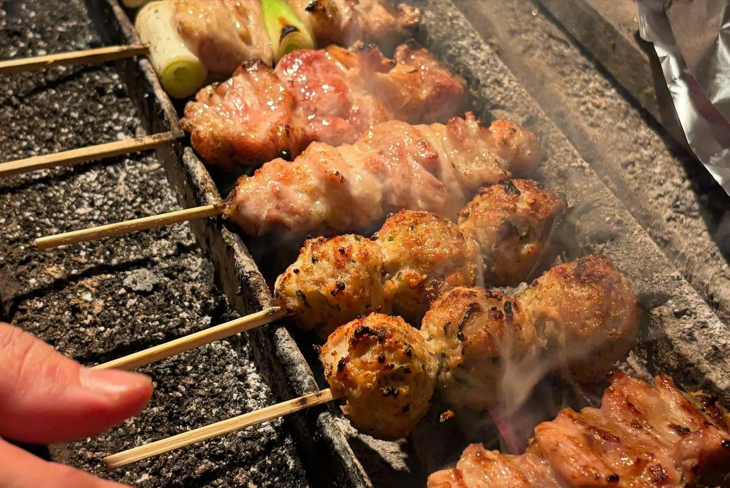 『本格炭火焼き鳥』小田急沿線、成城学園前駅付近でコスパ最高な...