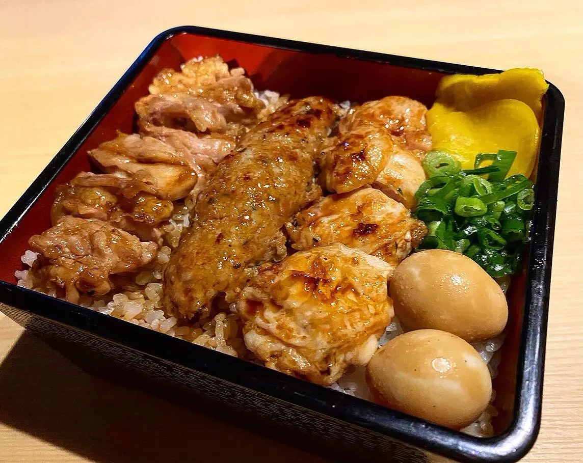 『本格炭火焼き鳥』小田急沿線、成城学園前駅付近でコスパ最高な...