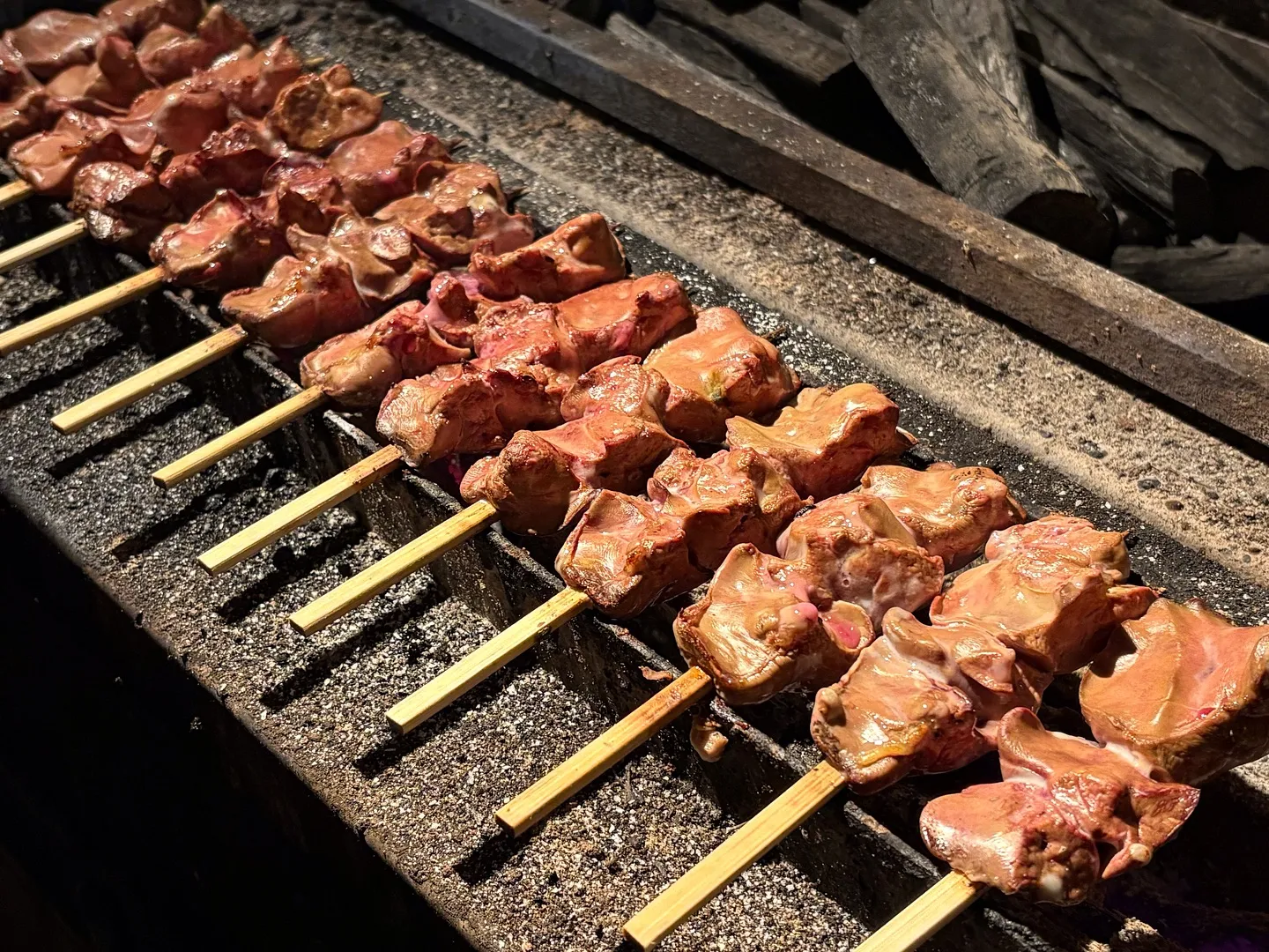『本格炭火焼き鳥』小田急沿線、成城学園前駅付近でコスパ最高な...