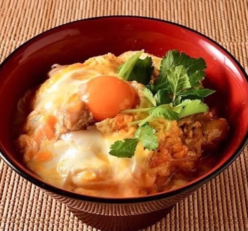 本日も11:30よりランチ営業しております！