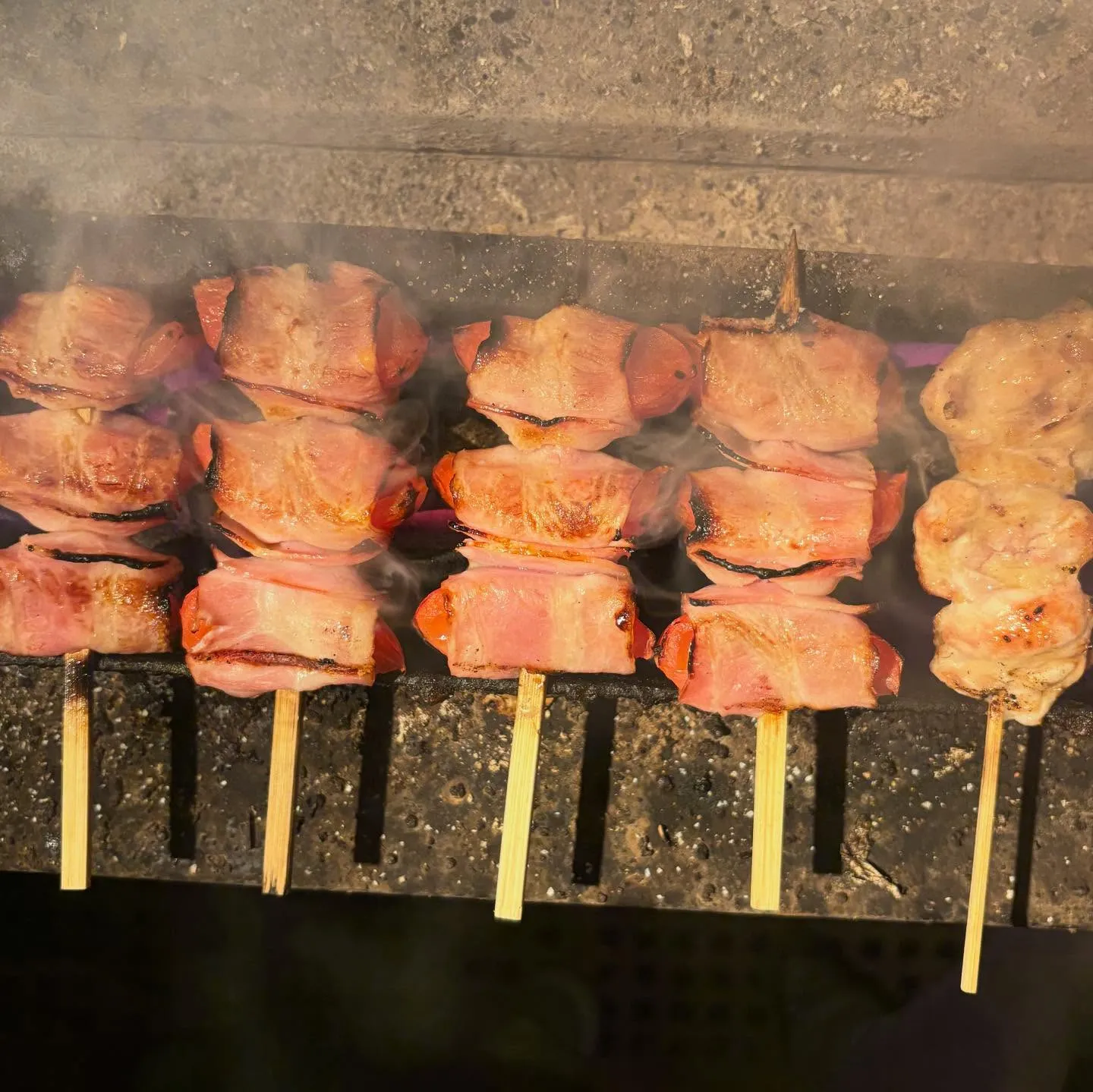 こんばんは、焼き鳥ゆうです😊