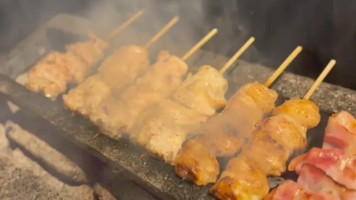 『本格炭火焼き鳥』小田急沿線、成城学園前駅付近でコスパ最高な...